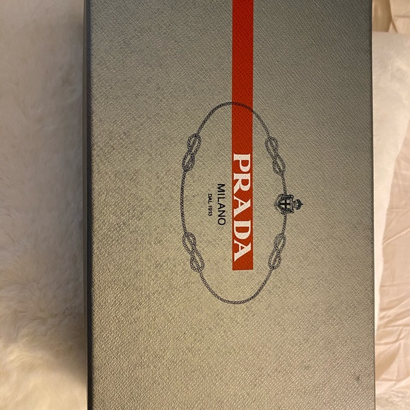 Prada ship ons, pink - Picture 5 of 5